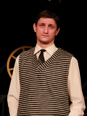 Помощник Помощник